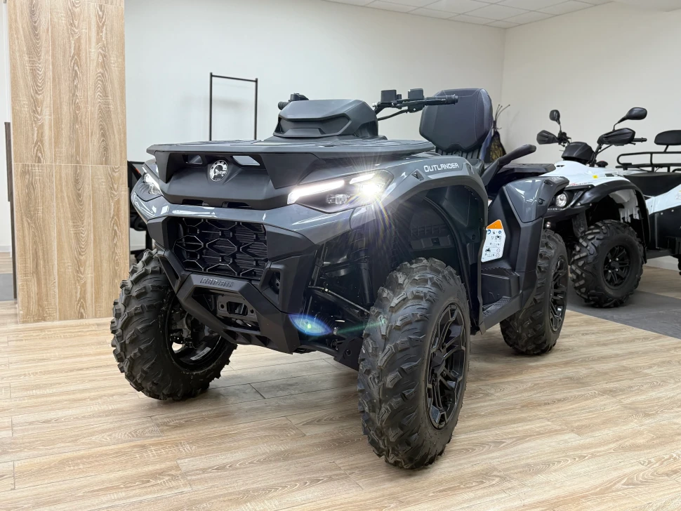 ATV СAN-AM OUTLANDER MAX XT-P 1000R ATV СAN-AM OUTLANDER MAX XT-P 1000R